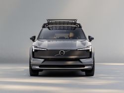 Volvo EX30 Cross Country (7)