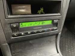 29760757