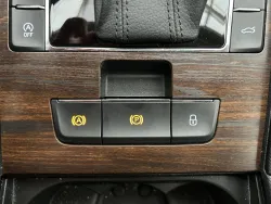 30536692