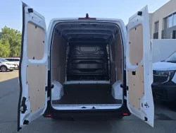 30547337
