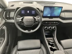 30605920