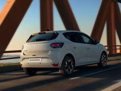 Dacia Sandero 2025 (3)