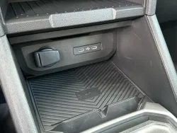 30513762