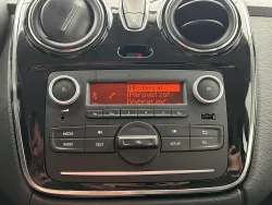 30533029