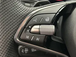 30652905