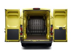 Opel Movano 2024 (10)