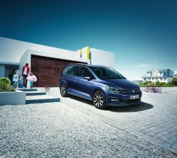 VW Touran (1)