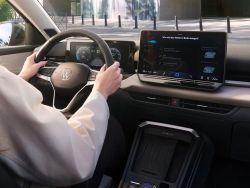 Volskwagen T-Roc 2025 (9)