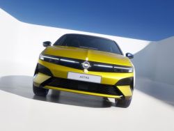Opel Astra HB 2026 02