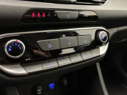30546560
