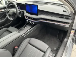 30583239