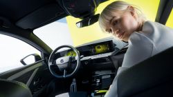 Opel Astra HB PHEV 13