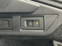 29480933