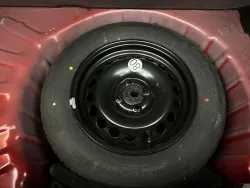 30621052