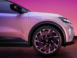 Renault Scenic (6)