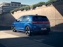 Volkswagen ID (4)