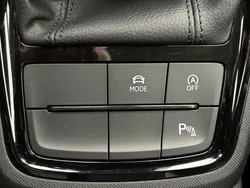 30653173