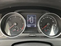 29538462