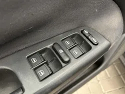 29760743