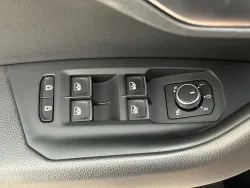 30565822