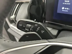30605925