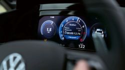 VW Golf Variant R 05