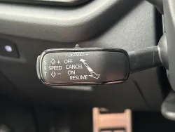 30481916