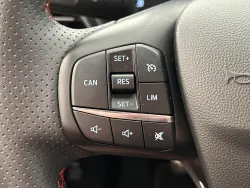 30615296