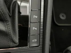 29469529