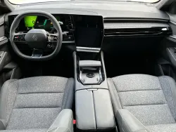 30552305