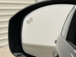 30552569