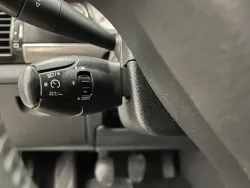 30542528