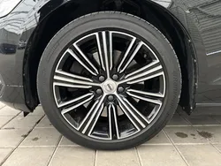 30763954