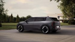 Kia EV4 (4)