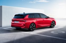 Opel Astra ST Electri (2)