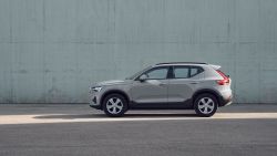 Volvo XC40- (8)