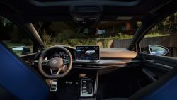 VW Golf Variant R 04