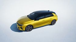 Opel Astra HB PHEV 01