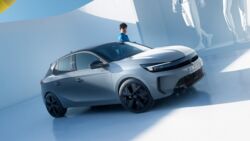 Opel Corsa Electric 12