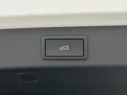30652913