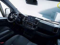 Opel Movano 2024 (14)