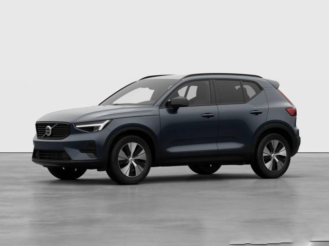 Volvo XC40 2.0 B4 Plus Dark
