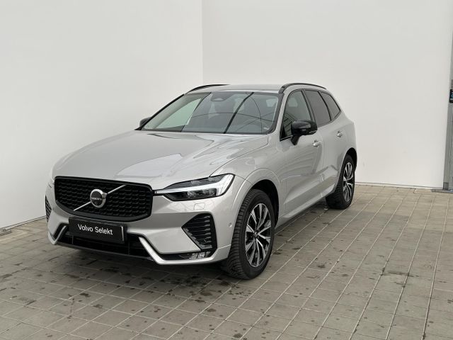 Volvo XC60 2.0 B4 4x4 PLUS  Black