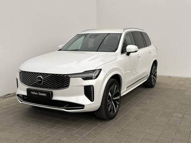 Volvo  XC90 2.0 B5 4x4 .