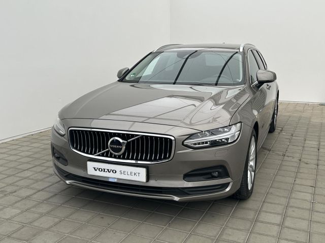 Volvo V90 2.0 B4 Momentum PRO