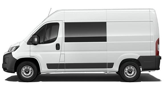 Opel Movano Crew Van 01