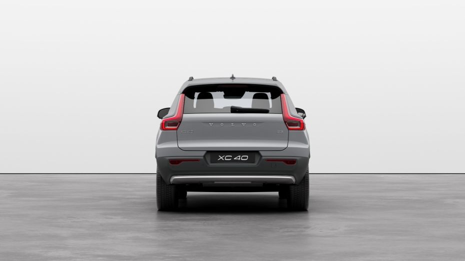 Volvo XC40- (5)