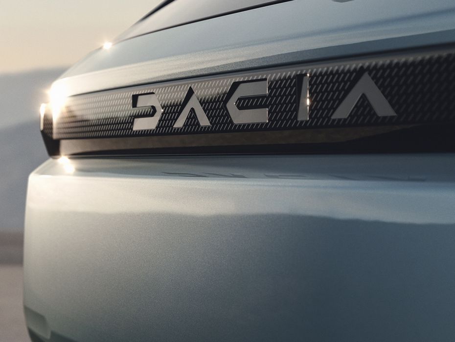 Dacia Striker (13)