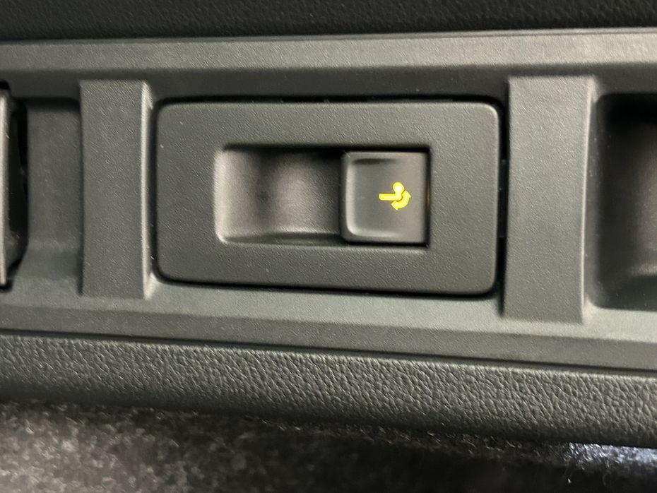 30848009