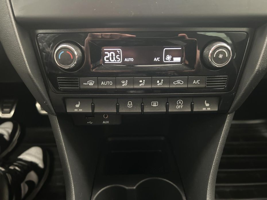 29761113